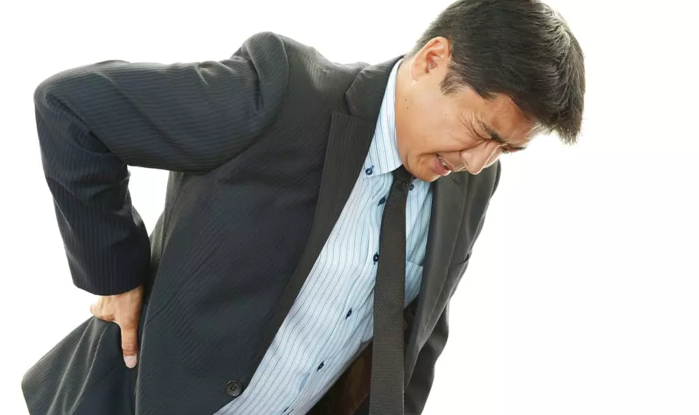 ヘルニアの男性